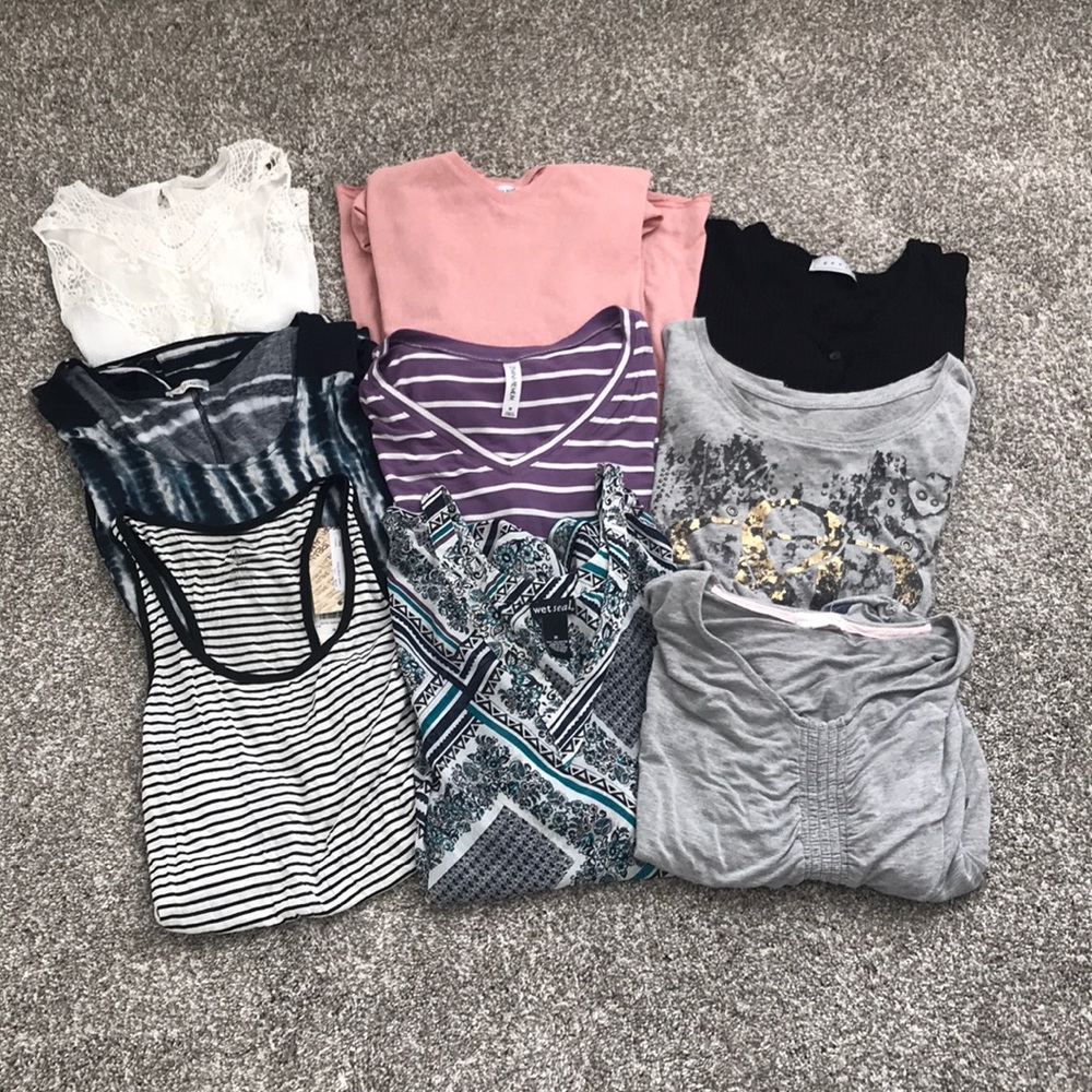 Tops Women’s Size Medium Lot of 9